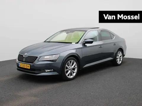 Used SKODA SUPERB Petrol 2019 Ad 