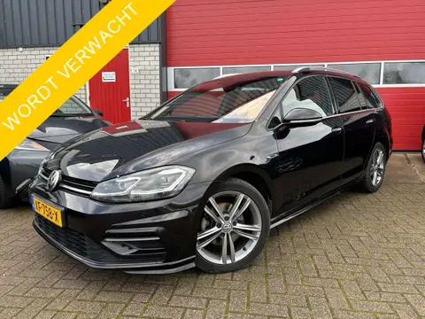 Used VOLKSWAGEN GOLF Petrol 2019 Ad 