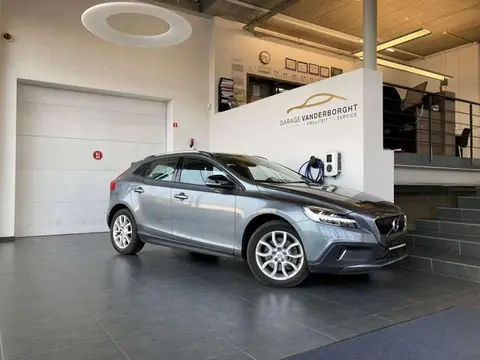 Annonce VOLVO V40 Essence 2018 d'occasion 