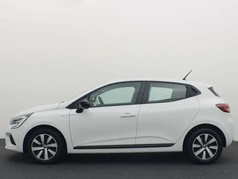 Used RENAULT CLIO Petrol 2022 Ad 