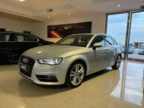 Annonce AUDI A3 Essence 2015 d'occasion 