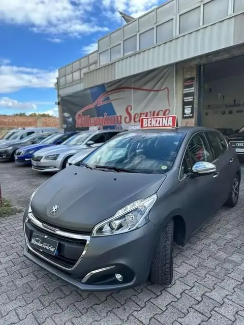 Used PEUGEOT 208 Petrol 2016 Ad 