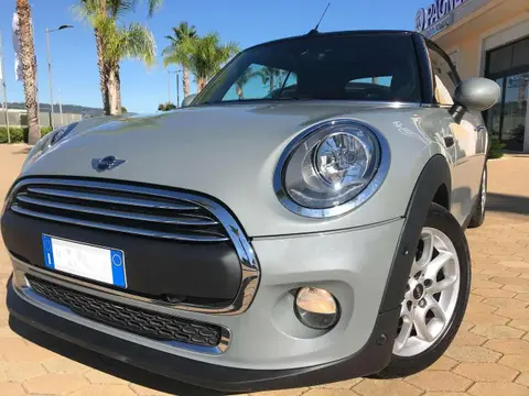 Annonce MINI COOPER Essence 2017 d'occasion 