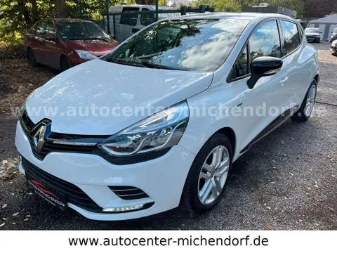 Used RENAULT CLIO Petrol 2018 Ad 