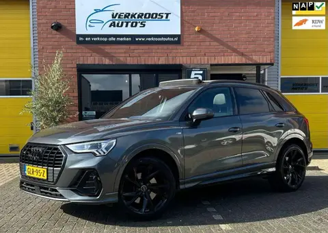 Annonce AUDI Q3 Essence 2019 d'occasion 