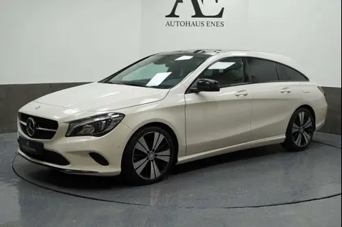 Used MERCEDES-BENZ CLASSE CLA Petrol 2016 Ad 