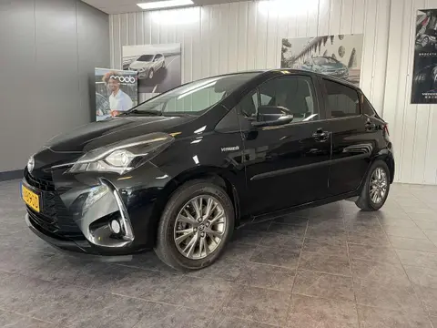 Used TOYOTA YARIS Hybrid 2019 Ad 