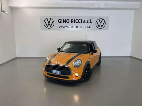 Used MINI ONE Petrol 2015 Ad 