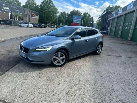 Annonce VOLVO V40 Essence 2018 d'occasion 