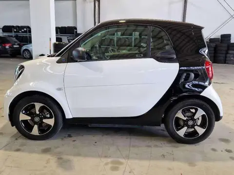 Used SMART FORTWO Electric 2021 Ad 