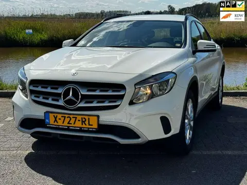 Used MERCEDES-BENZ CLASSE GLA Petrol 2017 Ad 