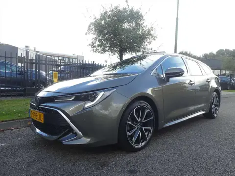 Used TOYOTA COROLLA Hybrid 2019 Ad 