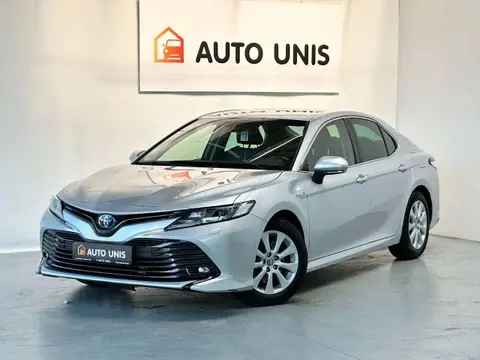 Used TOYOTA CAMRY Hybrid 2020 Ad 