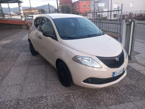 Annonce LANCIA YPSILON Essence 2019 d'occasion 