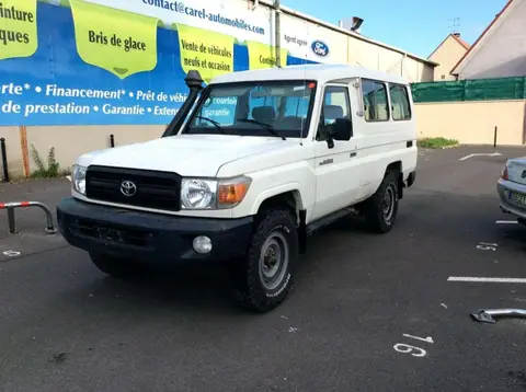 Used TOYOTA LAND CRUISER Diesel 2014 Ad 