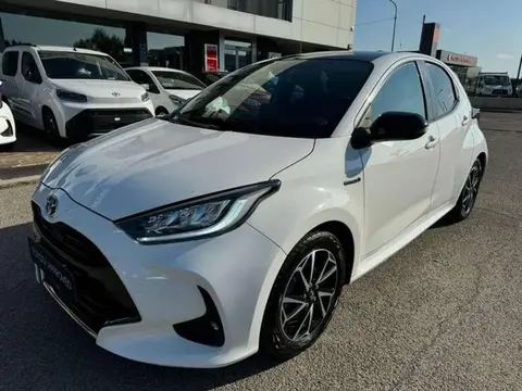 Used TOYOTA YARIS Hybrid 2020 Ad 