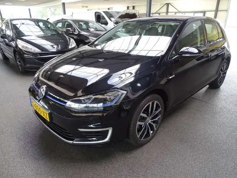 Used VOLKSWAGEN GOLF Electric 2019 Ad 