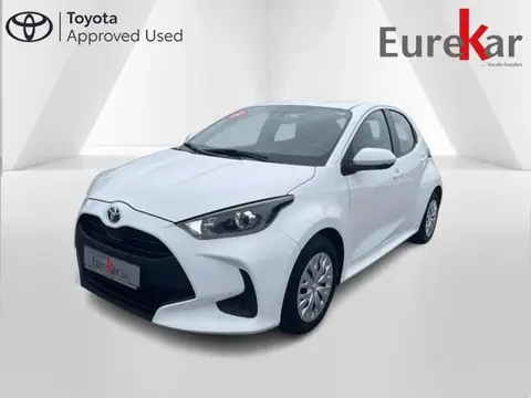 Used TOYOTA YARIS Hybrid 2021 Ad 