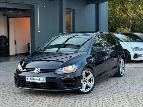 Used VOLKSWAGEN GOLF Petrol 2015 Ad 