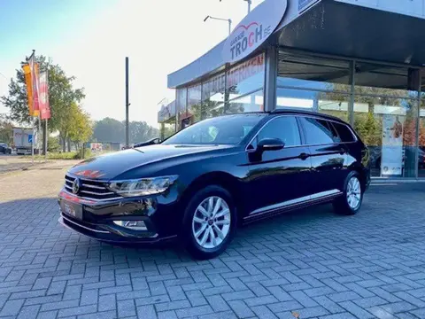 Used VOLKSWAGEN PASSAT Petrol 2023 Ad 