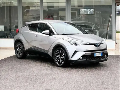 Annonce TOYOTA C-HR Hybride 2017 d'occasion 