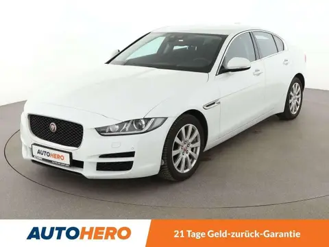 jaguar blanco xjr 2023