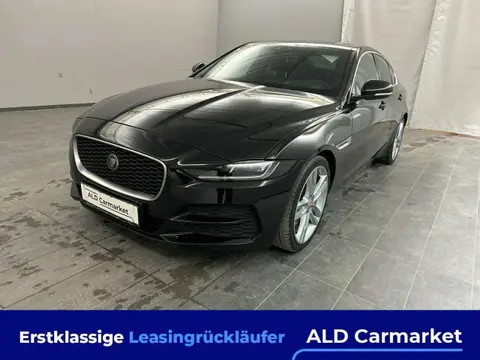 Annonce JAGUAR XE Essence 2019 d'occasion 