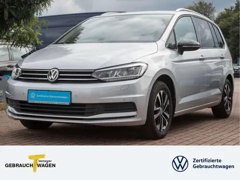 Used VOLKSWAGEN TOURAN Petrol 2019 Ad 