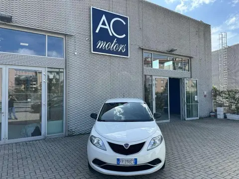 Annonce LANCIA YPSILON Essence 2018 d'occasion 