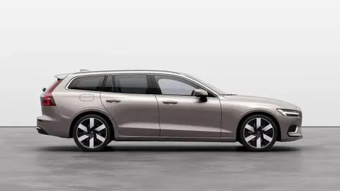 Used VOLVO V60 Hybrid 2024 Ad 