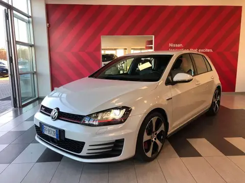 Used VOLKSWAGEN GOLF Petrol 2016 Ad 