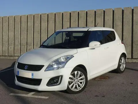 Used SUZUKI SWIFT Petrol 2016 Ad 