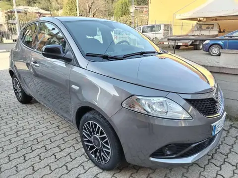 Used LANCIA YPSILON Hybrid 2021 Ad 