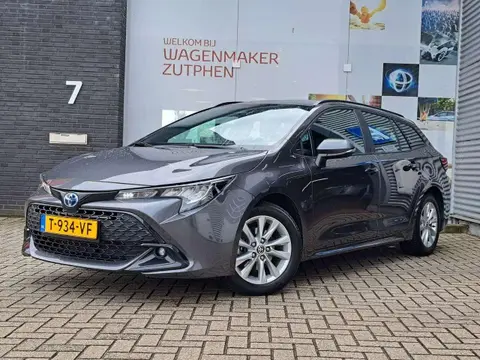 Used TOYOTA COROLLA Hybrid 2023 Ad 