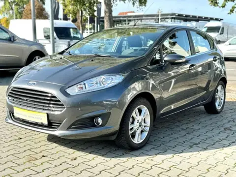 Used FORD FIESTA Petrol 2017 Ad Germany