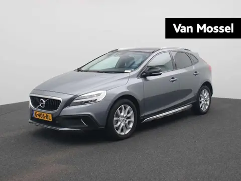 Annonce VOLVO V40 Essence 2019 d'occasion 