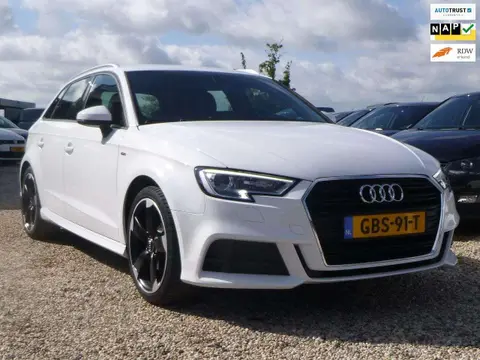 Annonce AUDI A3 Essence 2017 d'occasion 