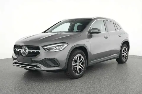 Used MERCEDES-BENZ CLASSE GLA Hybrid 2020 Ad 