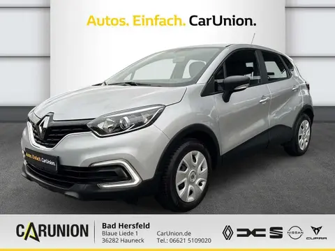 Used RENAULT CAPTUR Petrol 2019 Ad 