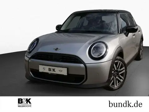 Used MINI COOPER Petrol 2024 Ad 