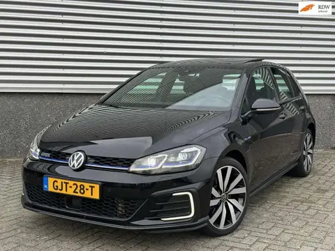 Annonce VOLKSWAGEN GOLF Hybride 2017 d'occasion 