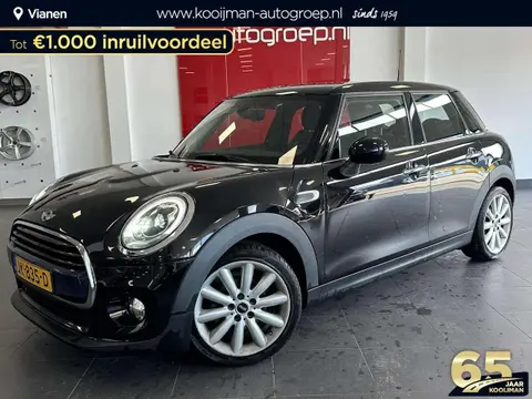 Used MINI COOPER Petrol 2016 Ad 