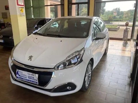 Used PEUGEOT 208 Petrol 2019 Ad 