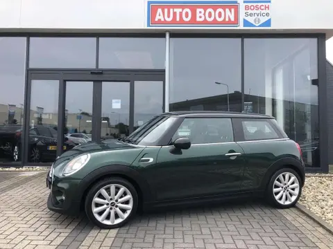 Used MINI COOPER Petrol 2015 Ad 