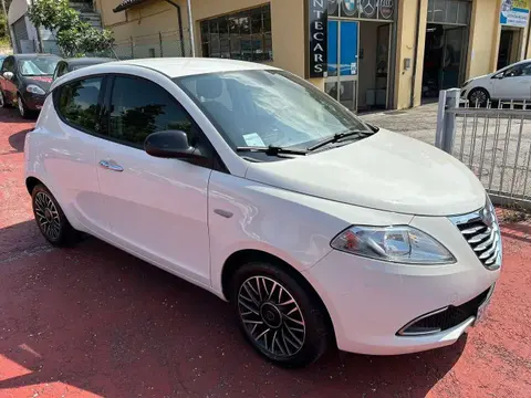 Annonce LANCIA YPSILON Essence 2015 d'occasion 