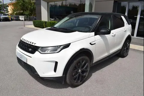 Used LAND ROVER DISCOVERY Hybrid 2022 Ad 