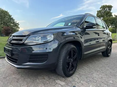 Used VOLKSWAGEN TIGUAN Petrol 2016 Ad 