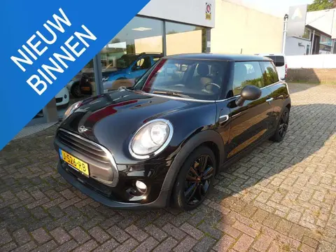 Used MINI ONE Petrol 2017 Ad 