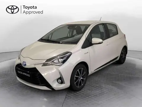 Used TOYOTA YARIS Hybrid 2018 Ad 