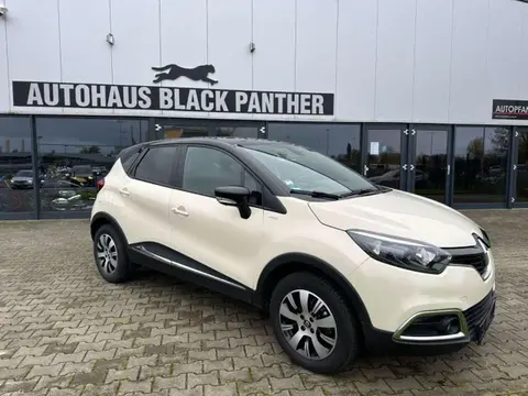 Used RENAULT CAPTUR Petrol 2017 Ad 